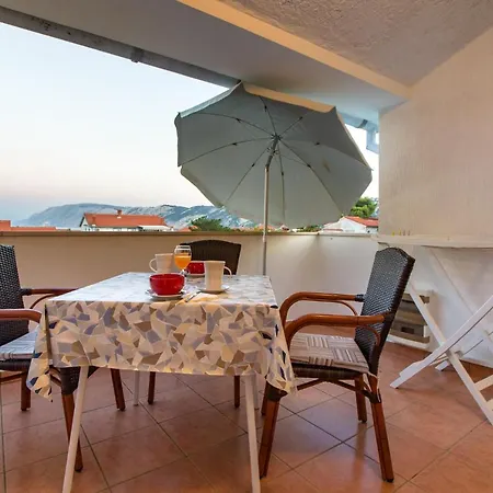 Ivan I Ruza 아파트 *