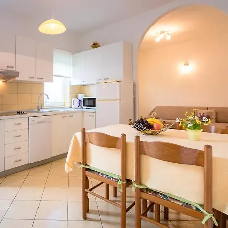 Apartment Ivan I Ruza