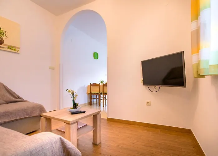 Ivan I Ruza Апартаменты Лопар