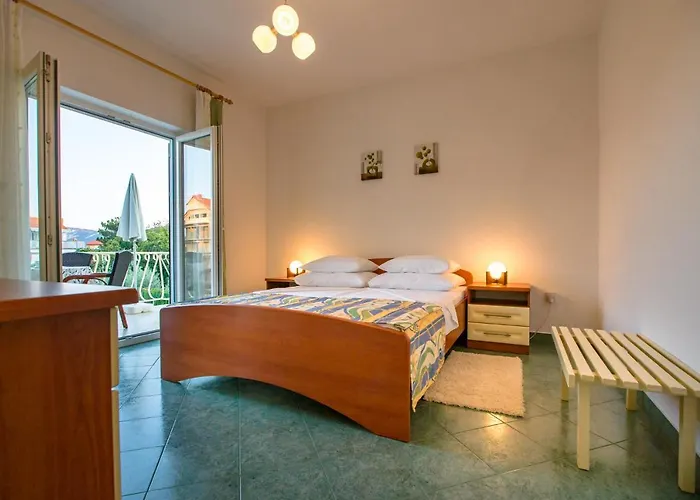 Ivan I Ruza Апартаменты Лопар