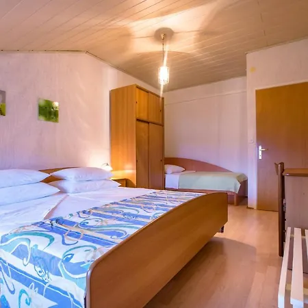 Ivan I Ruza Apartman Lopar